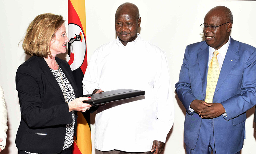 market Uganda Tourism
